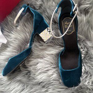 Roger Vivier Velvet Crystal Heel Pumps – Brand New